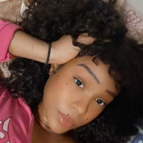 Meet your Posher, Lovely - Picture 1 of 1